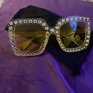 Yellow stylish Sunglasses with Drawstring Case